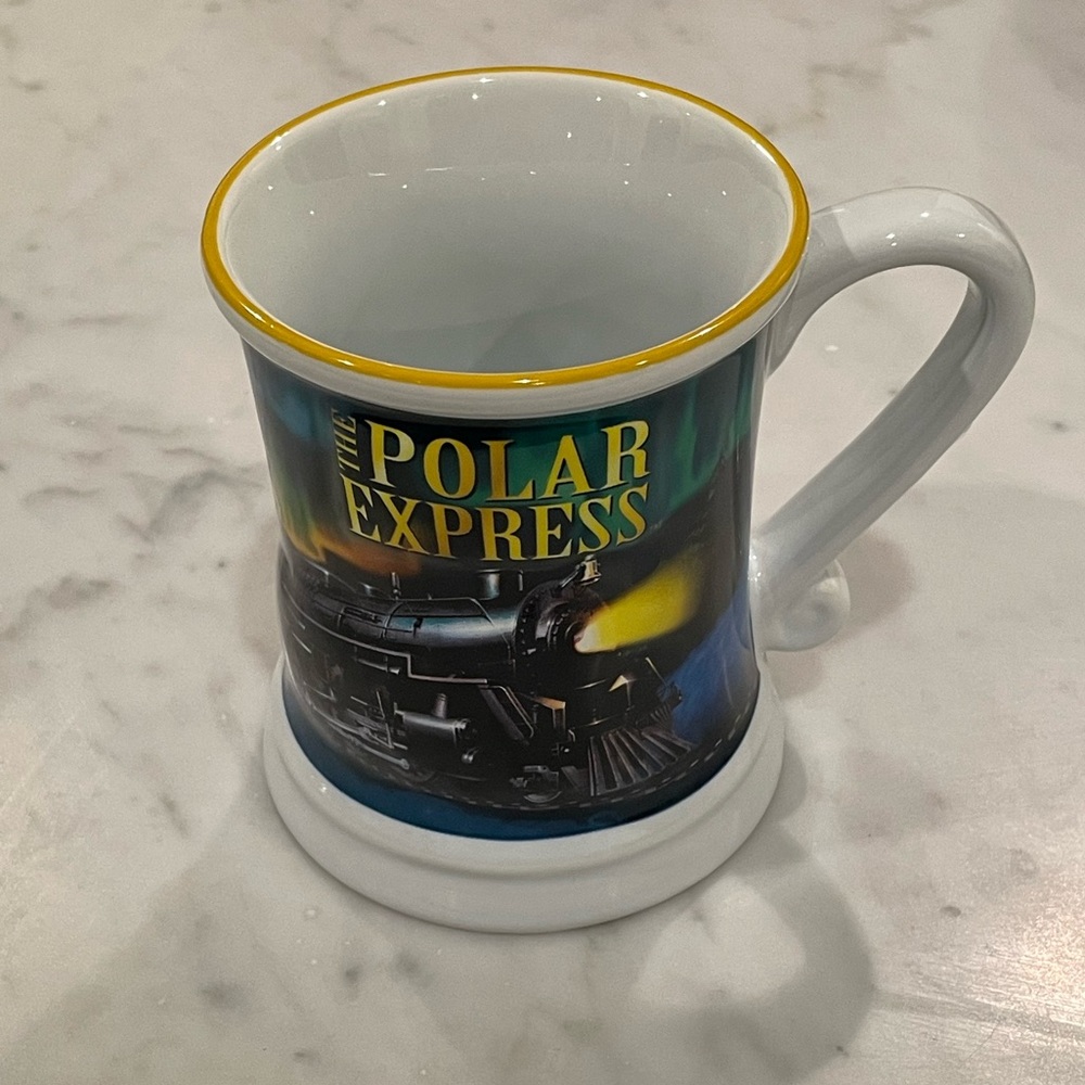 Set of 4 NEW Polar Express 3D Ceramic Hot Chocolate Mugs